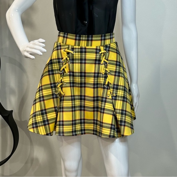 Hot Topic Yellow Plaid Skater Circle Skirt - Picture 2 of 10